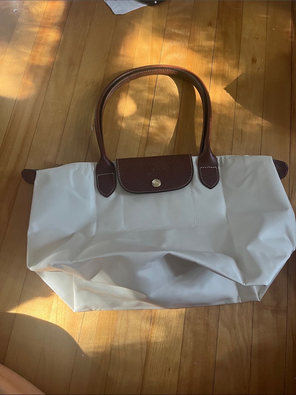 NWT white longchamp tote (S)
